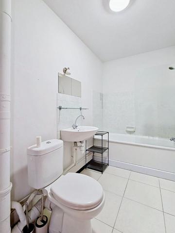 Appartement T1bis _ Proche Trolley et commerces _ Artem _ parking _ cave