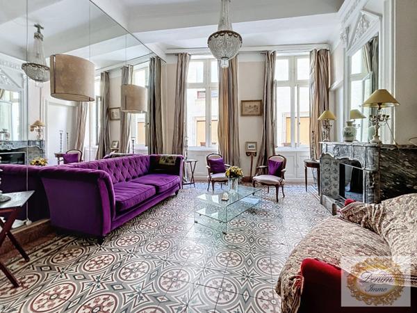 Nîmes (30000) Appartement de type3 dans immeuble classé