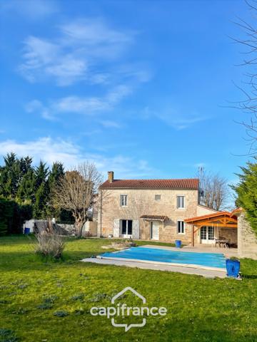 Maison à vendre 5 pièces COLAYRAC SAINT CIRQ (47)