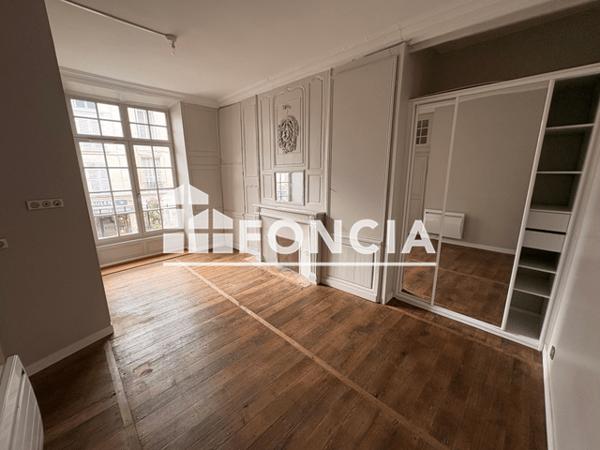 Location Appartement 2 pièces 56.74 m² - 5 RUE GAMBETTA Poitiers 86000