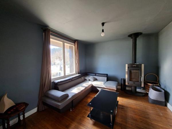 Maison 5 pièces avec jardin, garage – Idéal primo-accédants – Centre village Le Bugue