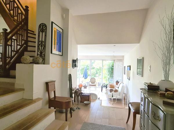 Vente
                Maison185 m² - 7 Pièces -
                    LE PECQ (78230)