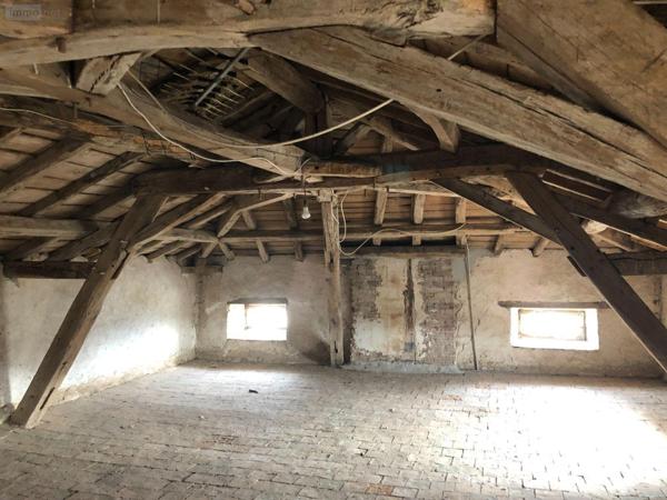 Maison à vendre à Argentonnay dans les Deux-Sèvres (79150), ref : AGM378