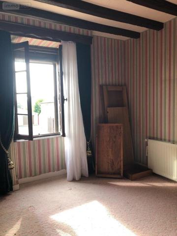 Maison à vendre à Argentonnay dans les Deux-Sèvres (79150), ref : AGM378