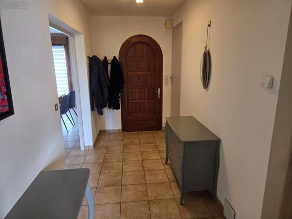 Maison à vendre à Ambrières-les-Vallées en Mayenne (53300), ref : 53075DLS26001