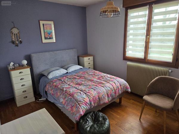 Maison à vendre à Ambrières-les-Vallées en Mayenne (53300), ref : 53075DLS26001