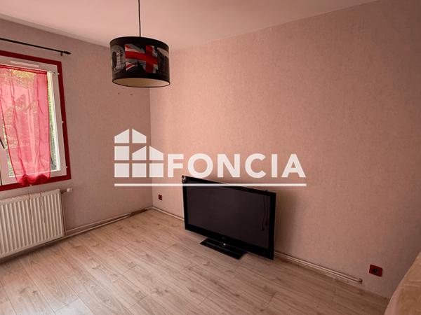 Location Maison 3 pièces 89.16 m² - 32 RUE DE LA COLERETTE Oiry 51530