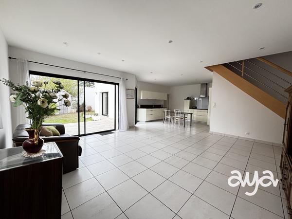 MAISON CONTEMPORAINE 155 M² – 5 CHAMBRES – DPE A