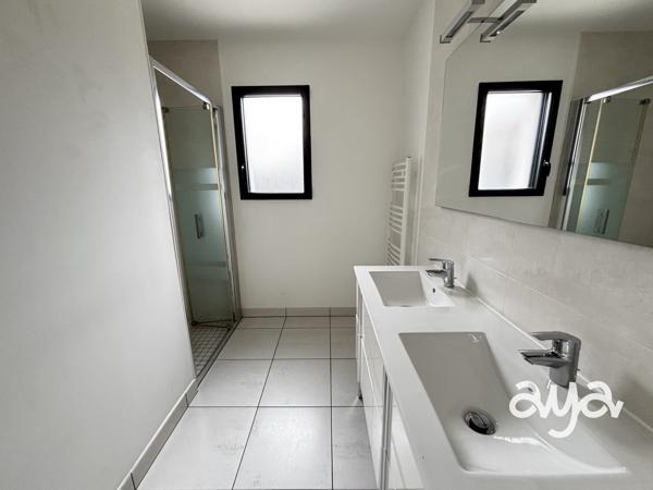 MAISON CONTEMPORAINE 155 M² – 5 CHAMBRES – DPE A