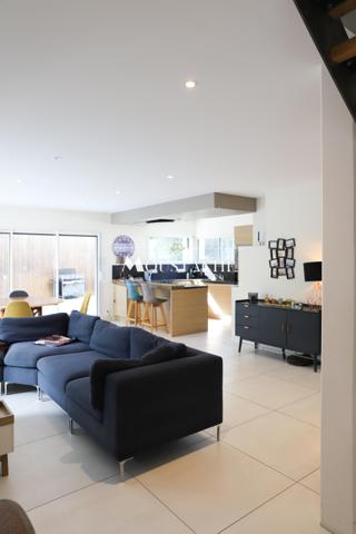 MAISON/ VILLA CONTEMPORAINE AVEC PISCINE - 200m PLAGE -