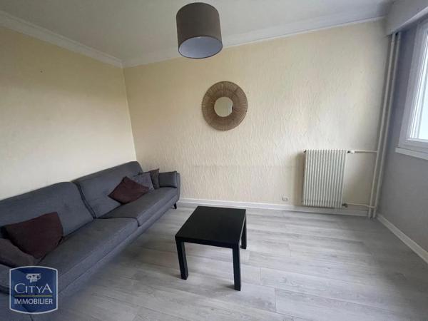 Appartement à louer 1 pièce 11.8m² Le Mans (72100)