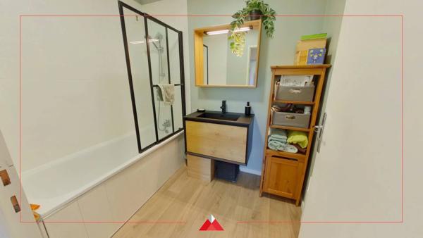Beau duplex de 104m² avec garage et balcon