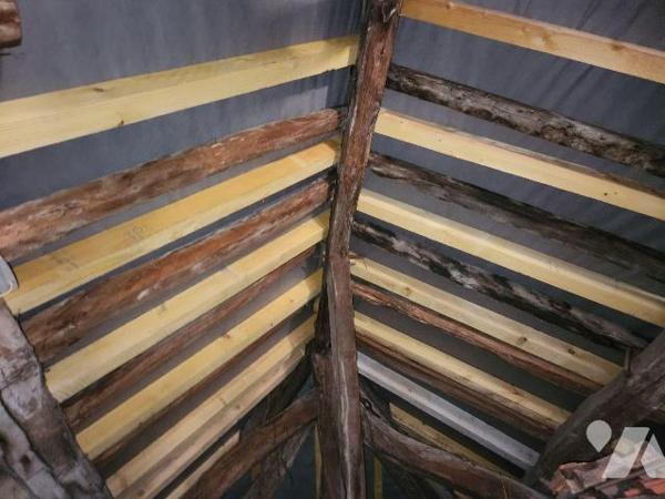 À vendre à Bar-sur-Aube? Immeuble mixte à rénover avec toiture neuve, au fort potentiel
Situé ...