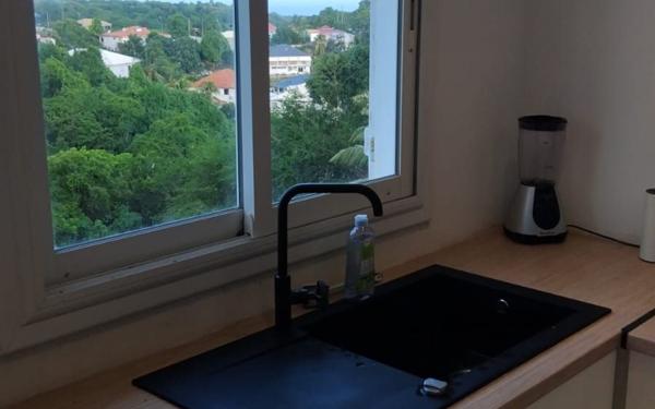 Maison à vendre    7 pièces • 127 m2 Le Gosier