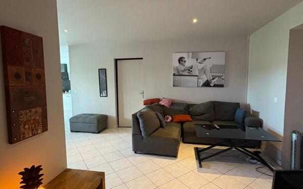 Maison à vendre    7 pièces • 127 m2 Le Gosier