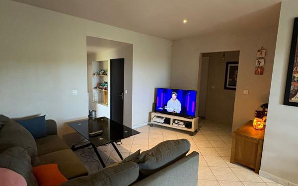 Maison à vendre    7 pièces • 127 m2 Le Gosier