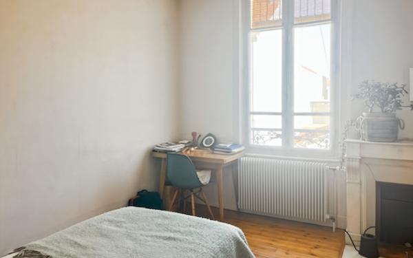 Maison à vendre    3 pièces • 54,20 m2 Montluçon