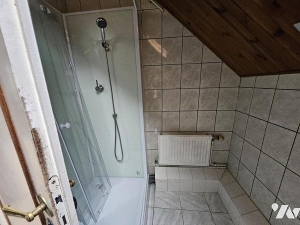 Maison semi-individuelle SEMI-PLAIN-PIED – Lumineuse & proche commodités