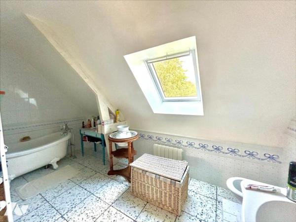 Coup de cœur  assuré pour cette maison de caractère en parfait état!