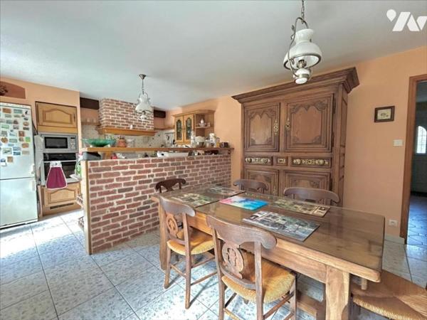 Coup de cœur  assuré pour cette maison de caractère en parfait état!