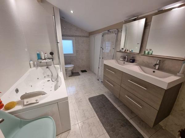 Maison à vendre 730 000 € Urrugne 4 p 136 m² DPE C