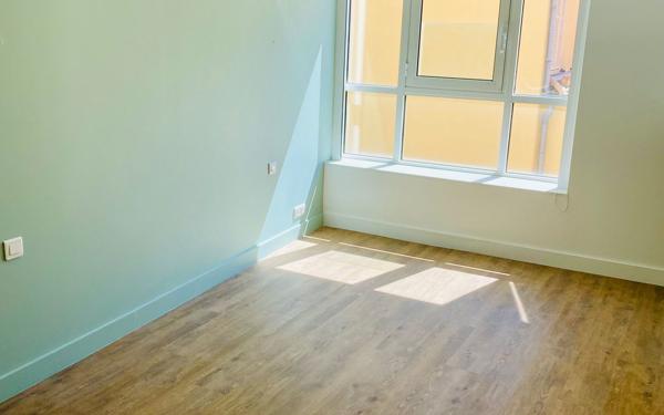 Appartement à vendre    4 pièces • 77,10 m2 Nice