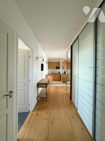 APPARTEMENT TRAVERSANT AVEC VUE DEGAGEE