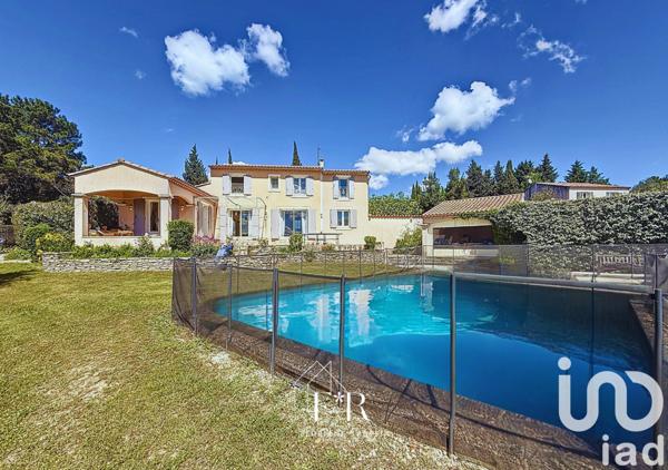 Maison à vendre 8 pièces 240 m² Eyragues