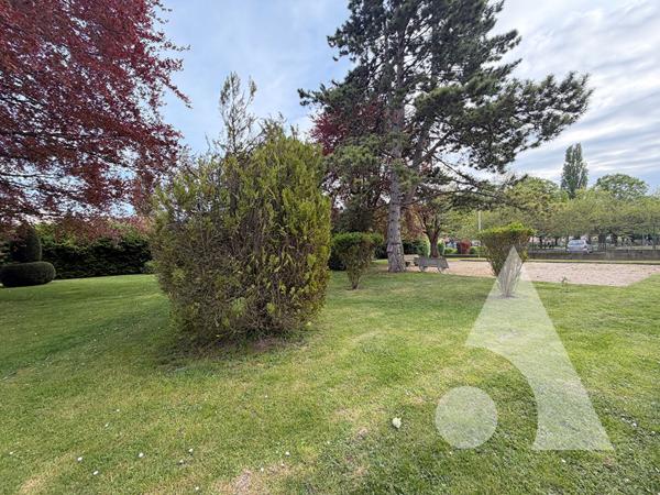 Appartement 4 pièces 76.01 m2