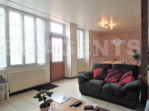 maison/villa 6 pièce(s) 240 m2