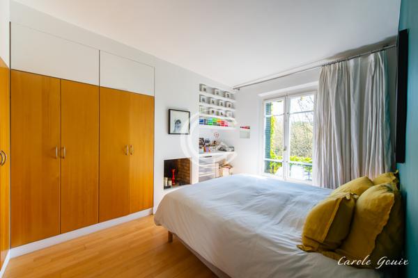 Paris (75020) MAISON SPACIEUSE ET SON JARDIN