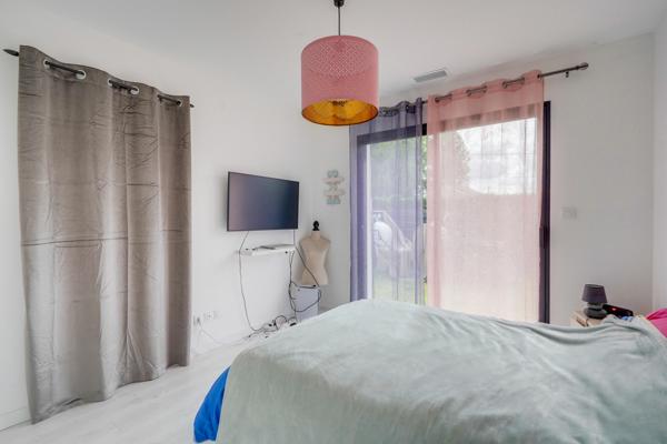 Saint-André-de-Cubzac (33240) Maison 5 pièces de 120m2 habitables avec garage et terrasse sur parcelle de 400m2