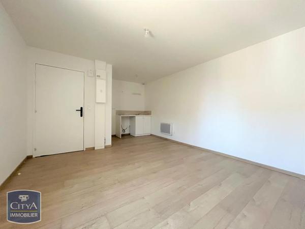 Appartement à louer 2 pièces 34.45m² Coutras (33230)