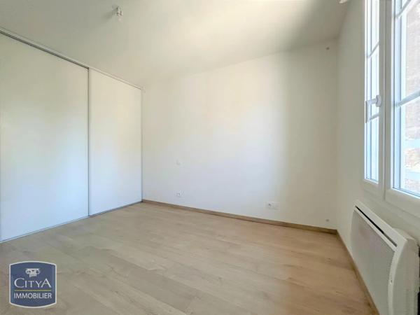 Appartement à louer 2 pièces 34.45m² Coutras (33230)