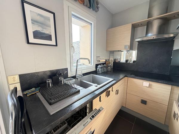 Appartement Puteaux 2 pièces 29.37 m² avec balcon