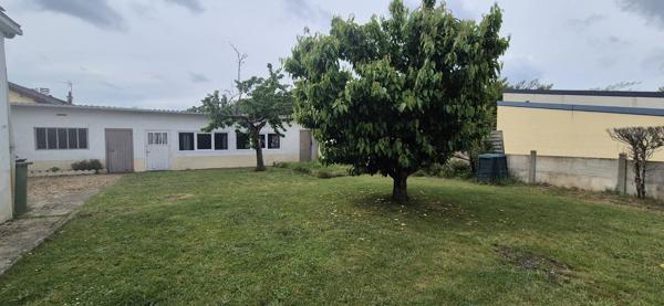 Vente                                                      Maison
                        
                     5 pièces                      92 m2                     à Arnage