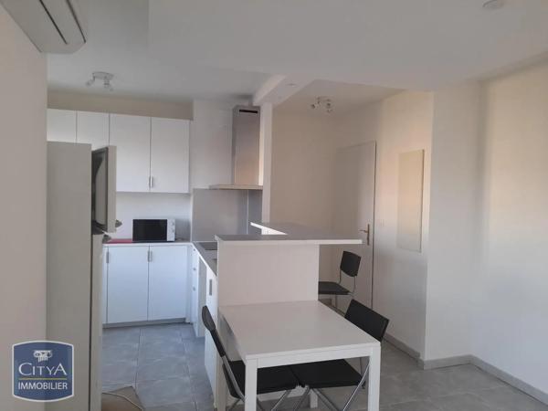 Appartement à louer 2 pièces 32.71m² Aix-en-Provence (13100)