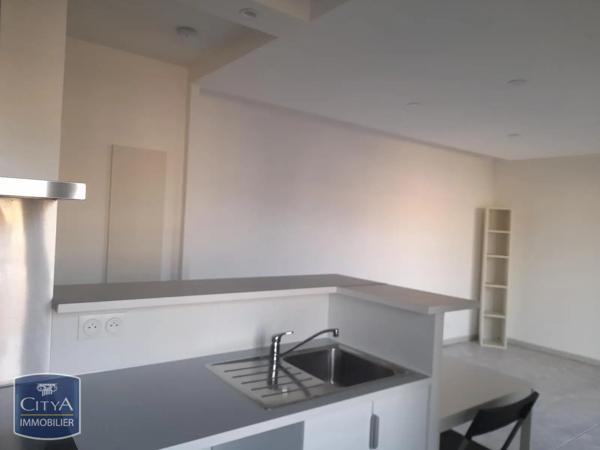 Appartement à louer 2 pièces 32.71m² Aix-en-Provence (13100)