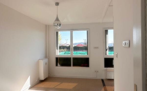 Appartement à vendre    1 pièce • 22 m2 Nice
