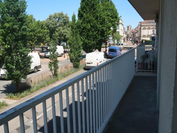 Location Appartement 2 pièces Auxerre (89000) - CENTRE VILLE Quartier Arquebuse