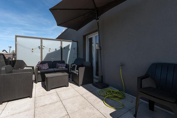 Lumineux F3 dernier étage avec grande terrasse de 40m²