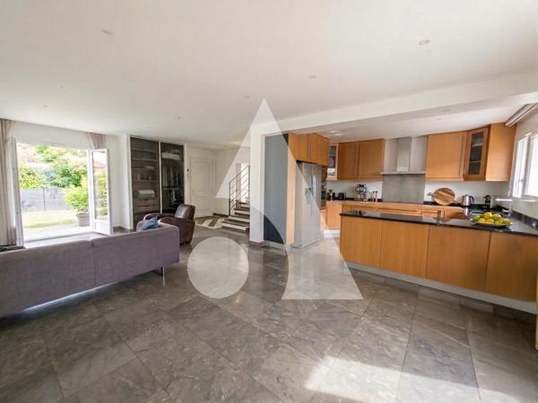 Maison 5 pièces 150 m2