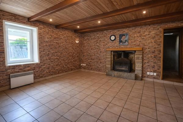 Maison de 1893 à vendre 4 pièces - environ 93 m² et 1350 m² de Terrain CONCARNEAU (29)