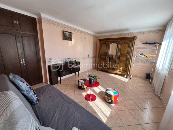 Maison traditionnelle de 183 m²