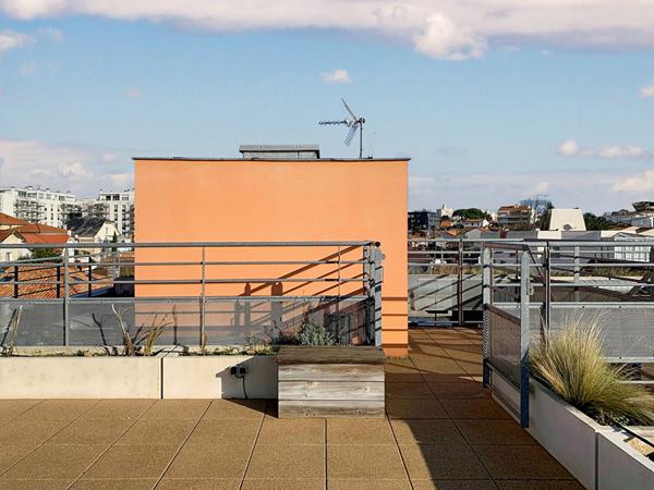 Appartement au marché central de Royan avec jardin et toit-terrasse, possibilité de garage
