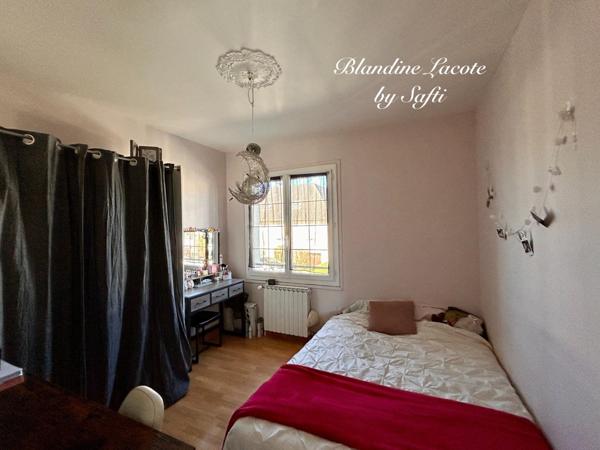 Maison 115m2 4 chambres terrain clos garage