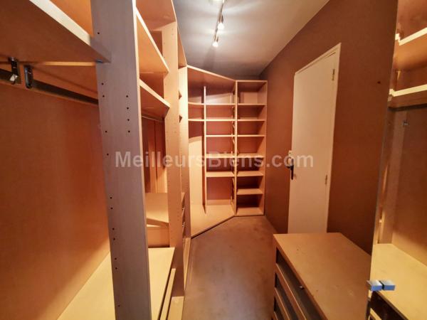 Triplex de charme 157 m2 au coeur du centre ville de la Flêche