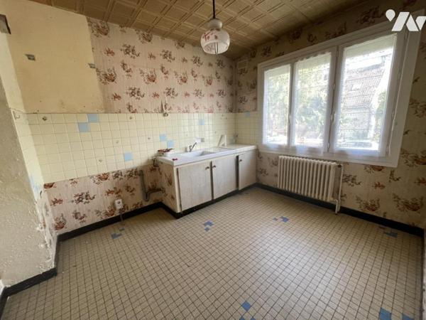 Pavillon 4 pièces plain pied sur sous sol