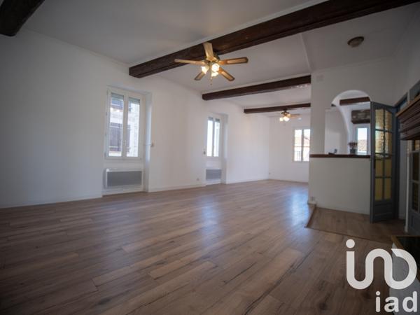 Maison de village 7 pièces de 165 m² à Saint-Jean-Lasseille (66300)