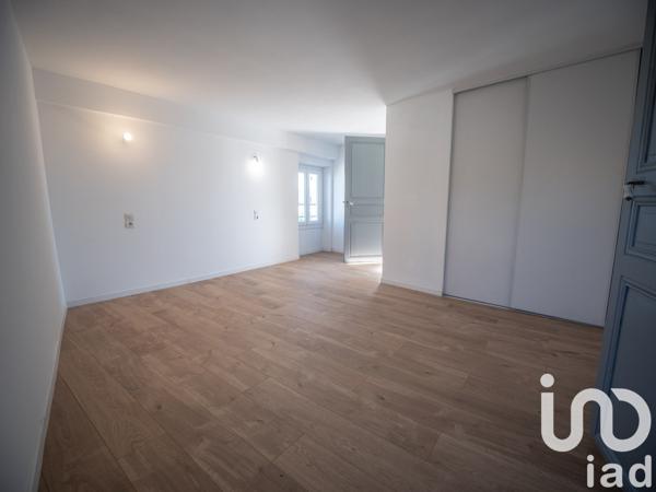 Maison de village 7 pièces de 165 m² à Saint-Jean-Lasseille (66300)